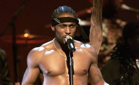 D’Angelo Dies at 51